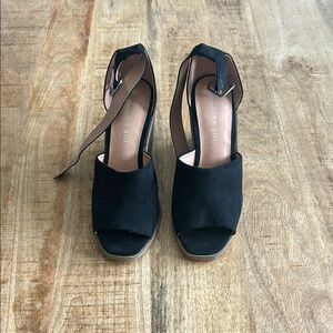 Madden Girl Black Sandals Classic Slingback
